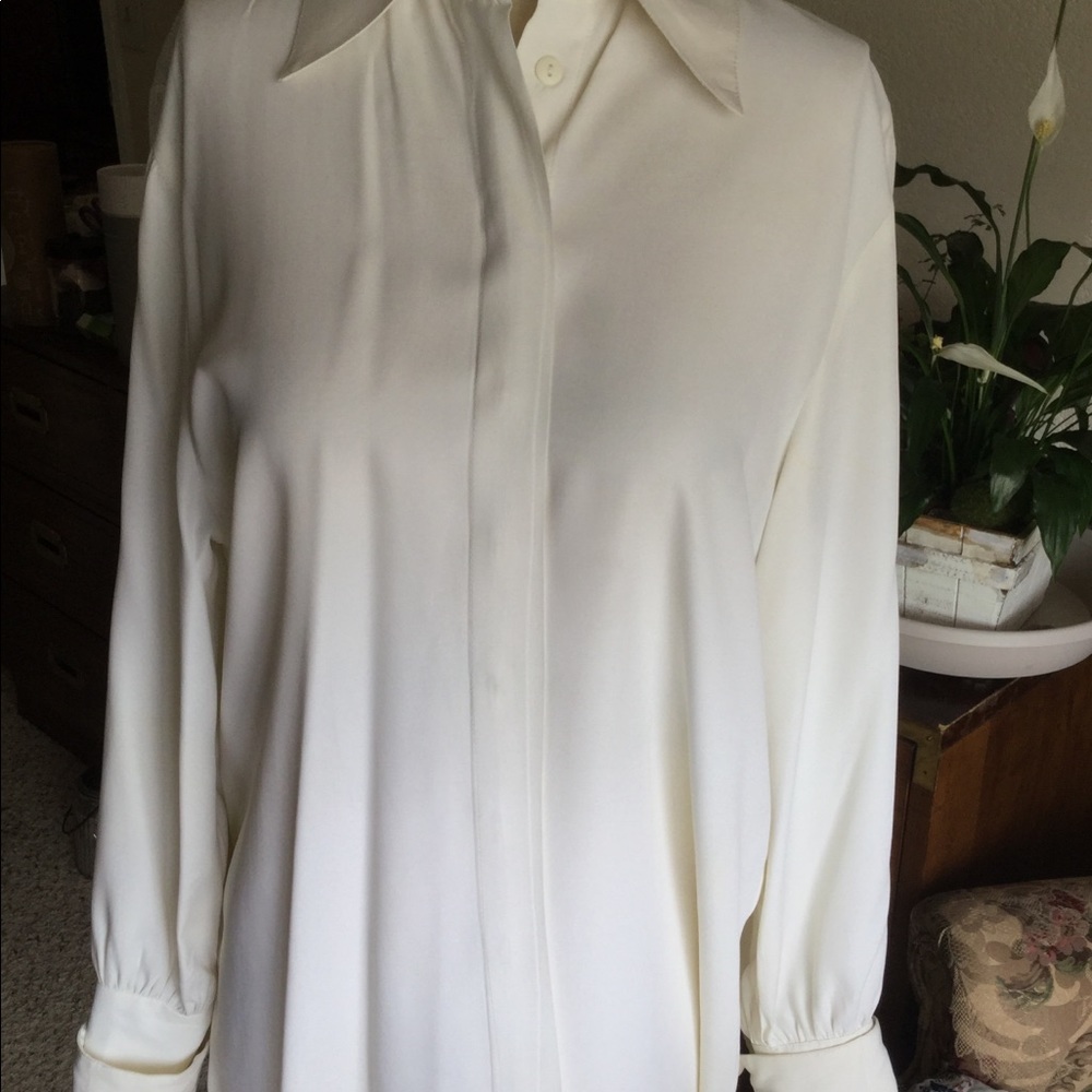 WHITE SHIRT - Picture 2 of 5